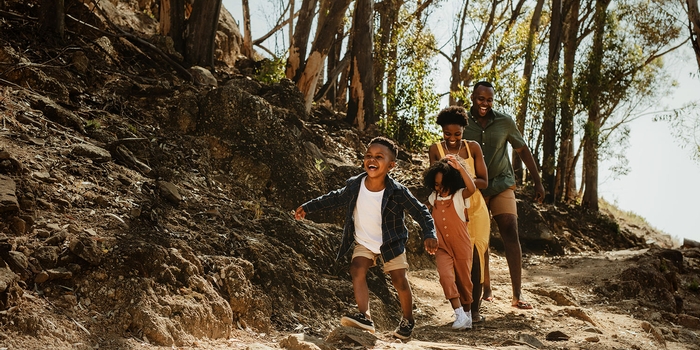 10 WAYS TO STAY ACTIVE AND HEALTHY AS A FAMILY